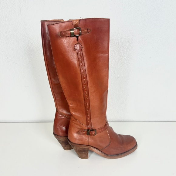 Vintage Heeled Leather Cognac Boots - Picture 3 of 7